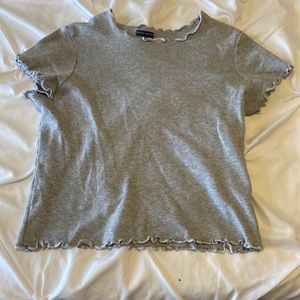 grey brandy melville short sleeve shirt size S